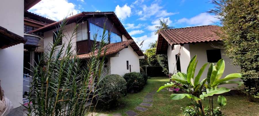 Duas Casas em São Pedro