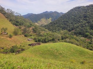Sítio  em Lumiar com Cachoeira